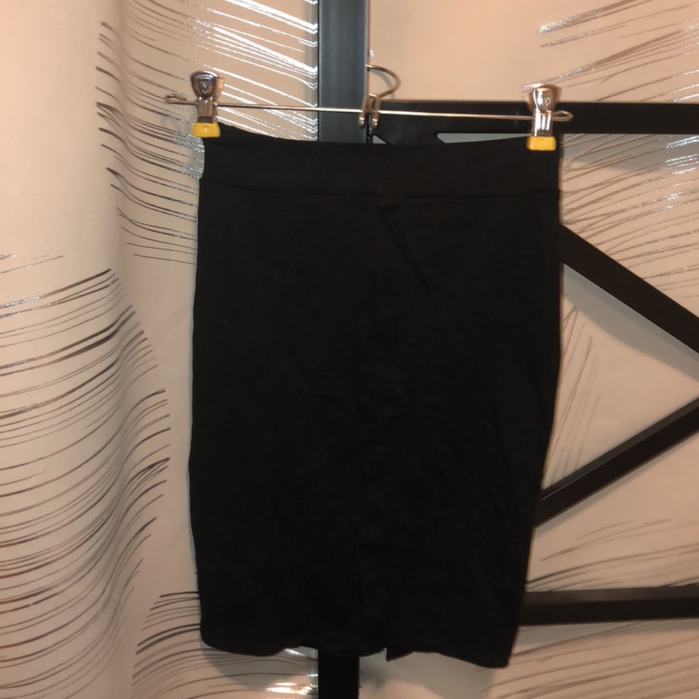 Charlotte Russe Black Pencil Skirt-S